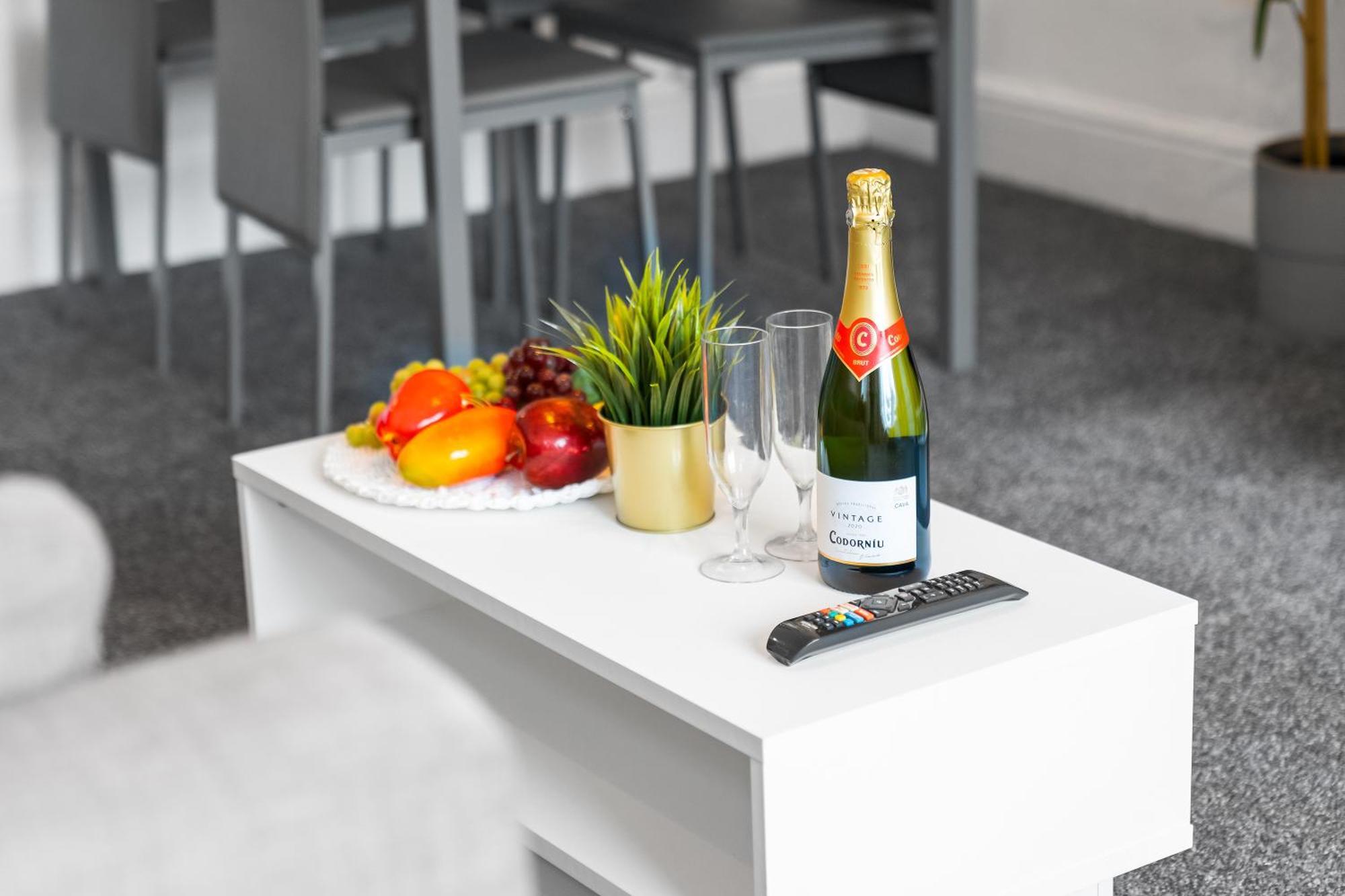 Harborne 2 Bedroom House - Parking - Smart Tv - Wifi - 62W 버밍엄 외부 사진