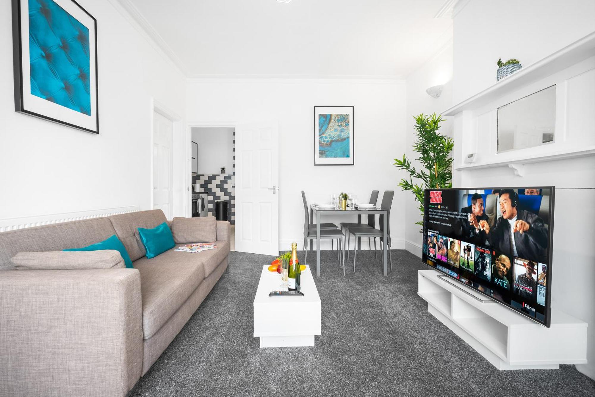 Harborne 2 Bedroom House - Parking - Smart Tv - Wifi - 62W 버밍엄 외부 사진