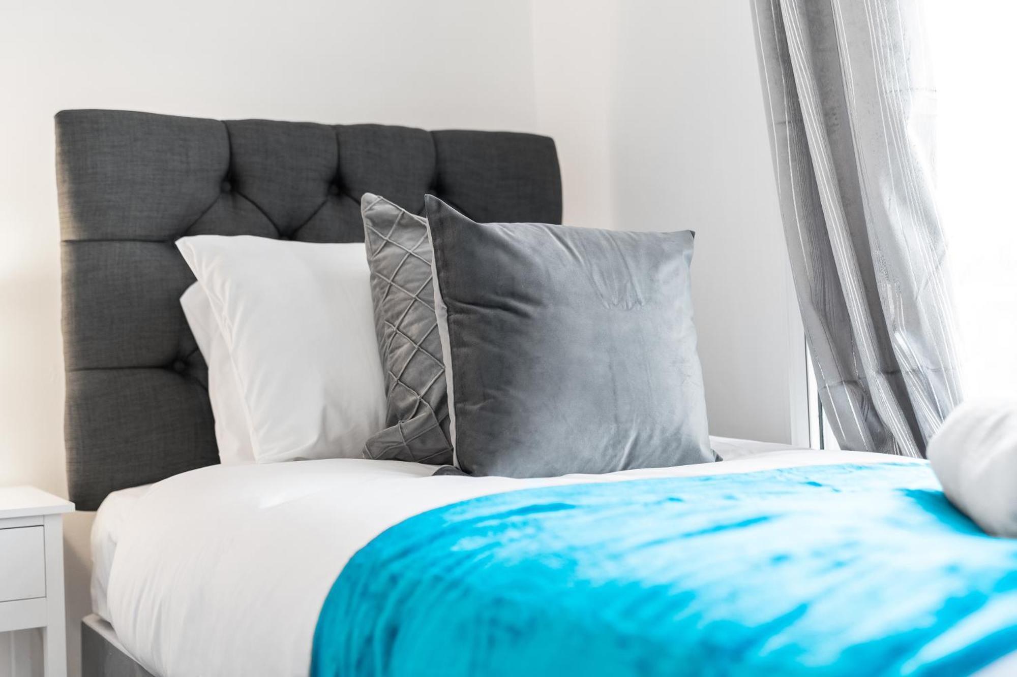 Harborne 2 Bedroom House - Parking - Smart Tv - Wifi - 62W 버밍엄 외부 사진